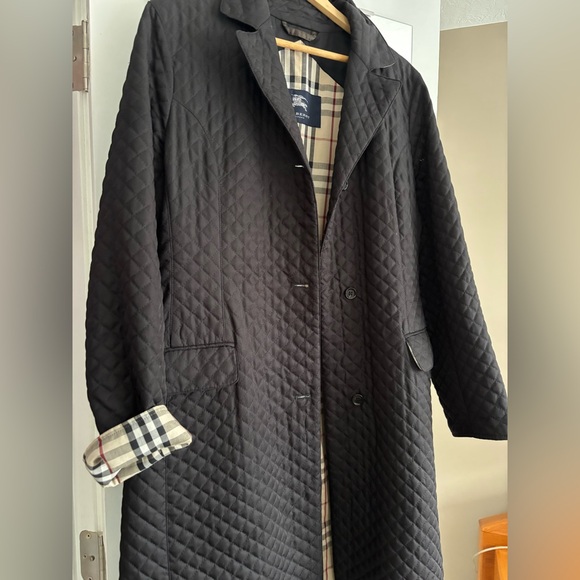Burberry London quilted black car coat with nova check lining and trim - Picture 3 of 16